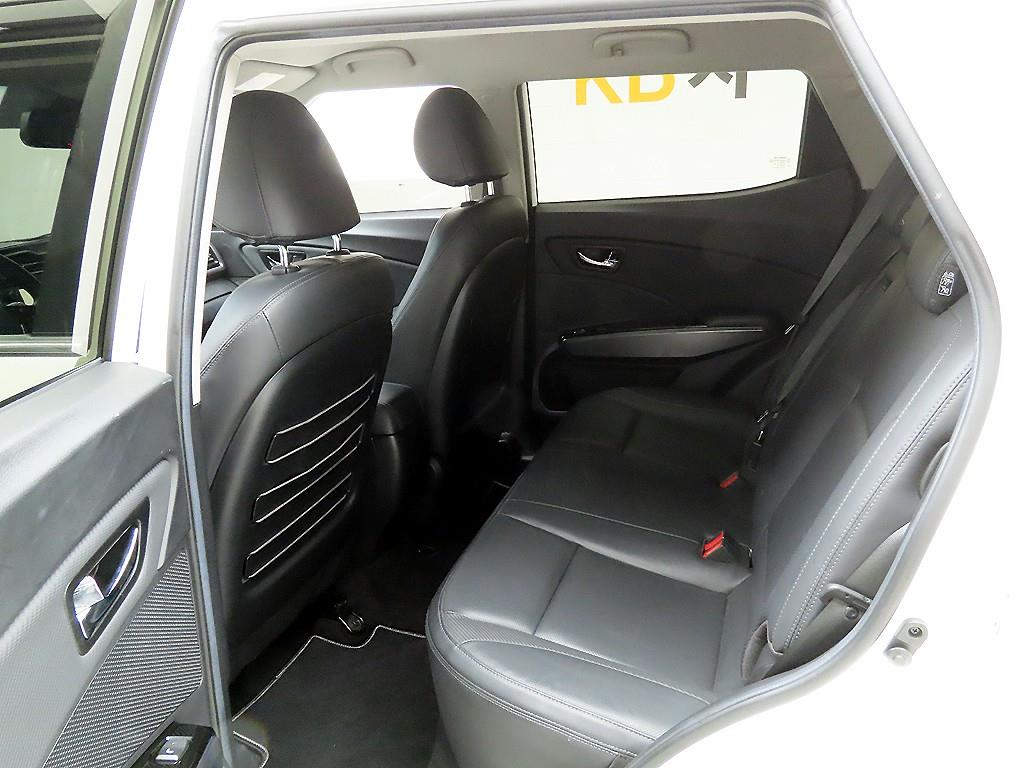 Ssangyong Tivoli 2022 Blanco - Importación desde Corea - HF Imports Iquique - Foto 16