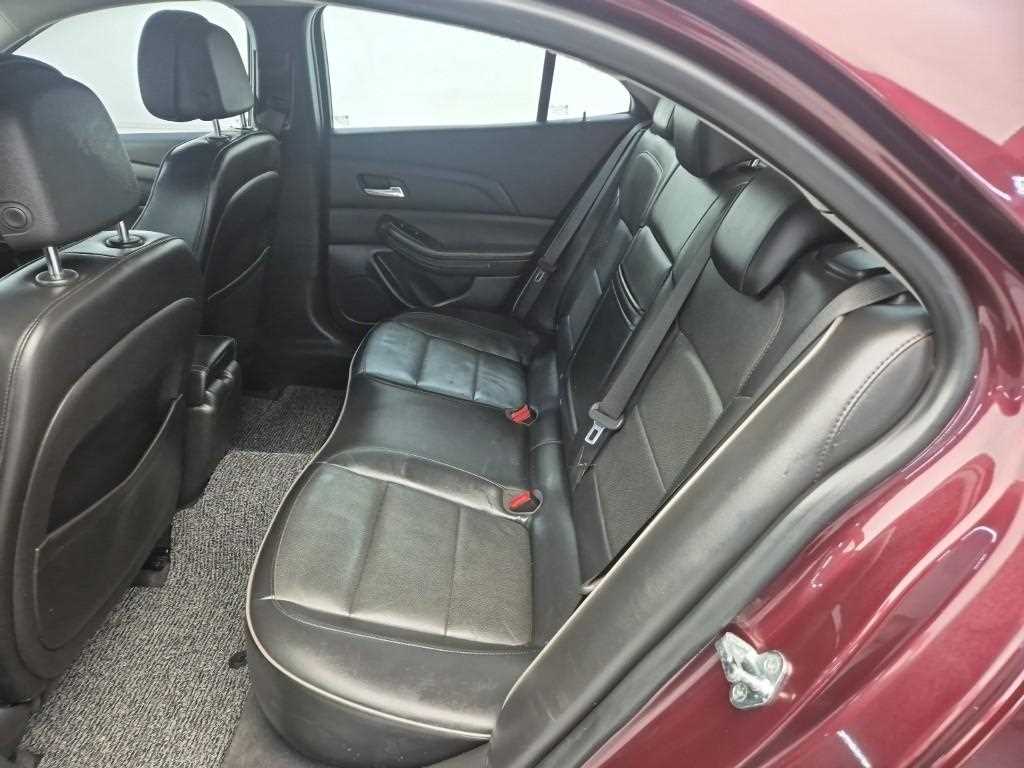 Chevrolet Malibu - Vista 12