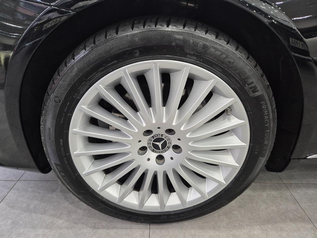 Mercedes Benz S Class 2019 Negro - Importación desde Corea - HF Imports Iquique - Foto 17