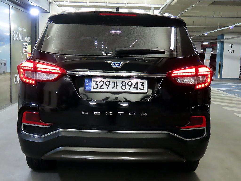 Ssangyong Rexton - Vista 5