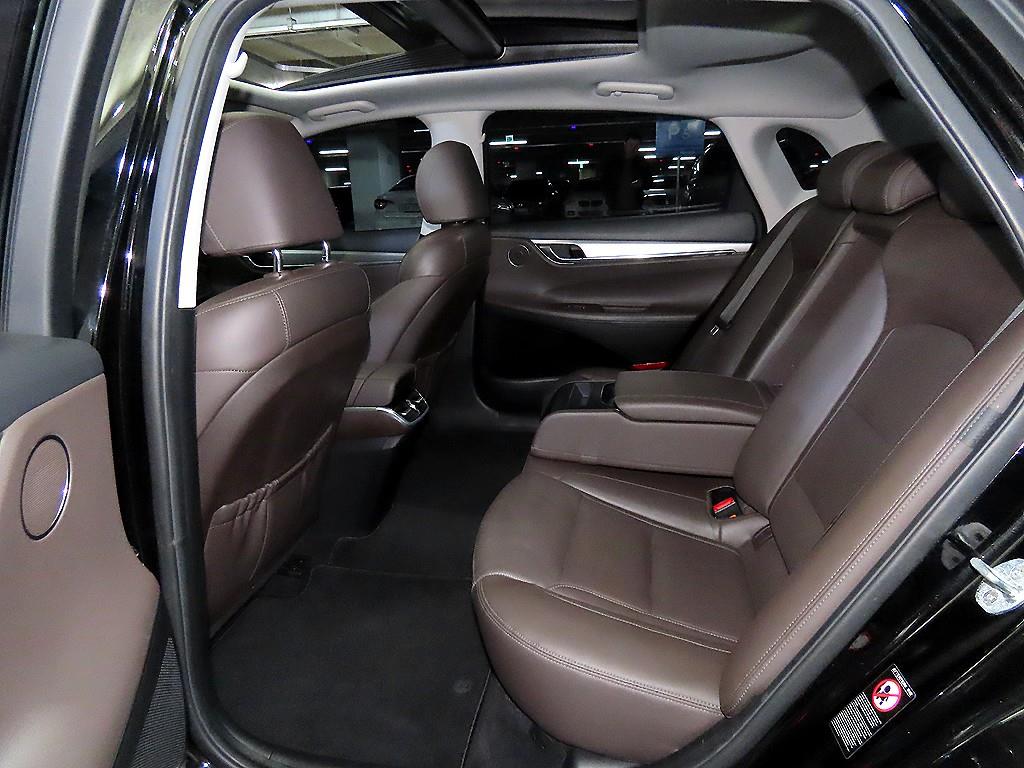 HYUNDAI Grandeur - Vista 7