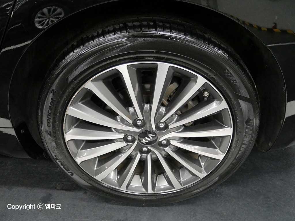 KIA K7 2017 Negro - Importación desde Corea - HF Imports Iquique - Foto 16