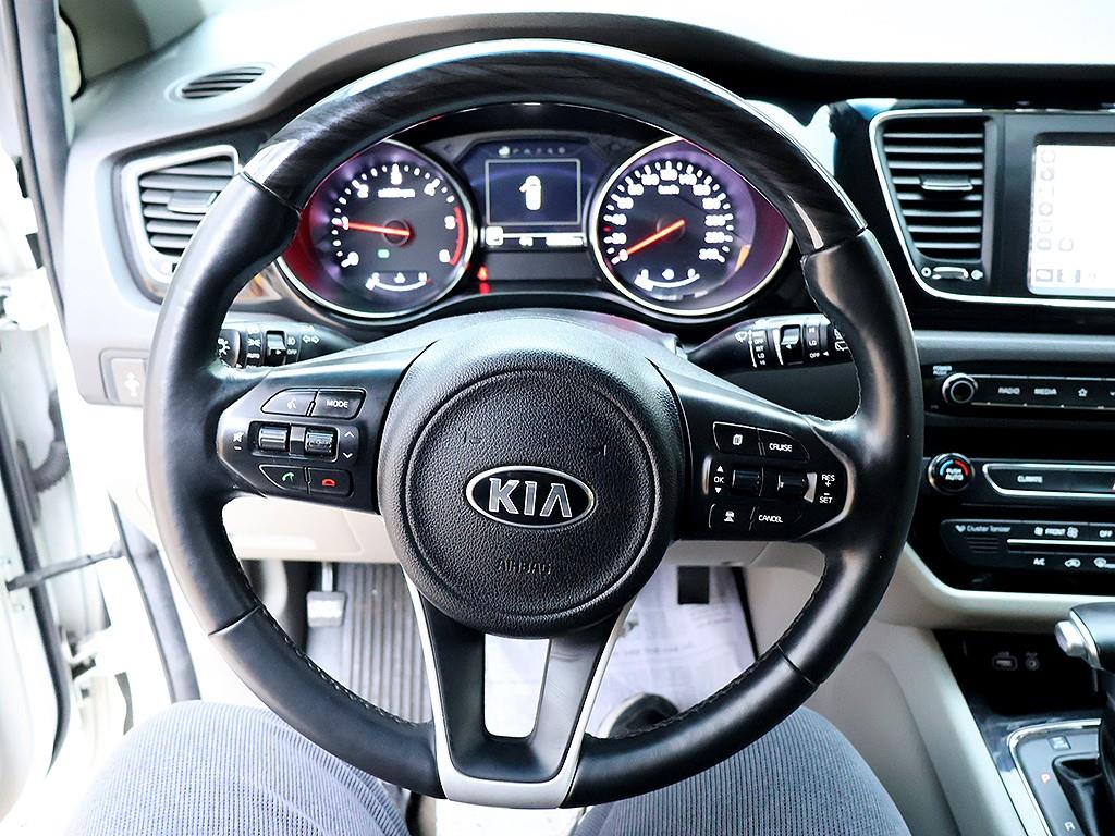 KIA Carnival 2018 Blanco - Importación desde Corea - HF Imports Iquique - Foto 8