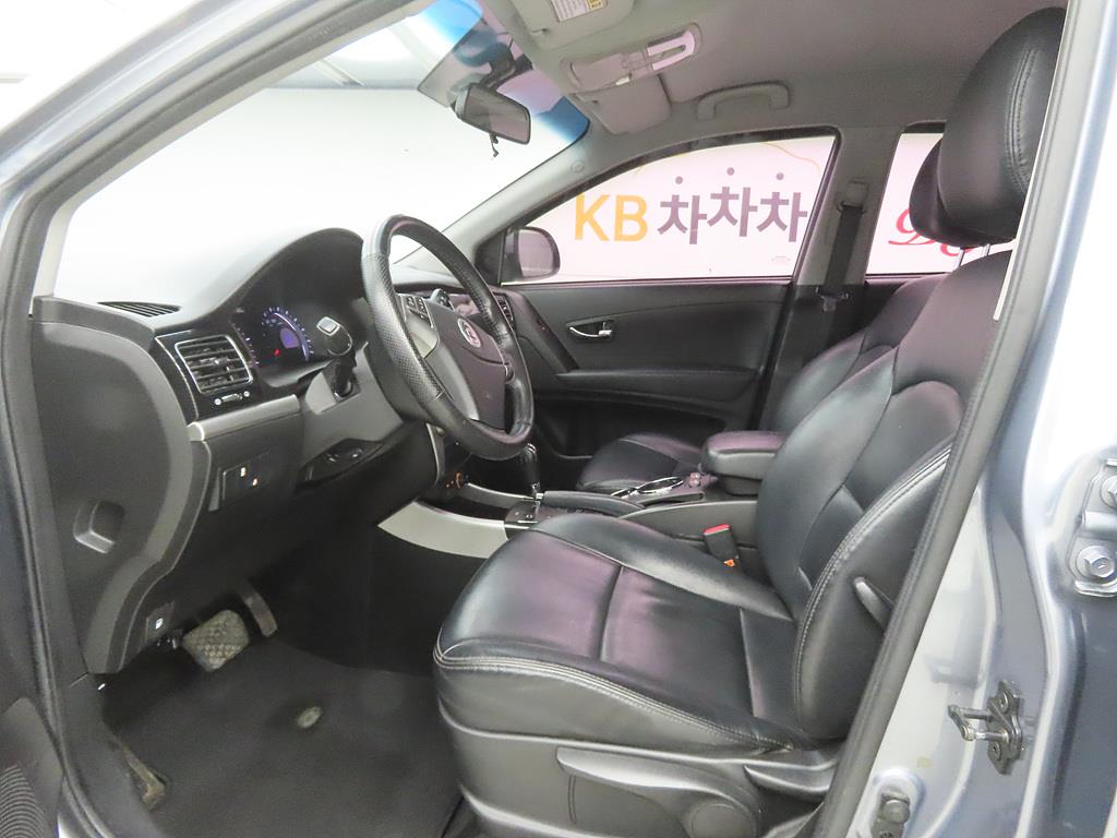 Ssangyong Korando - Vista 5