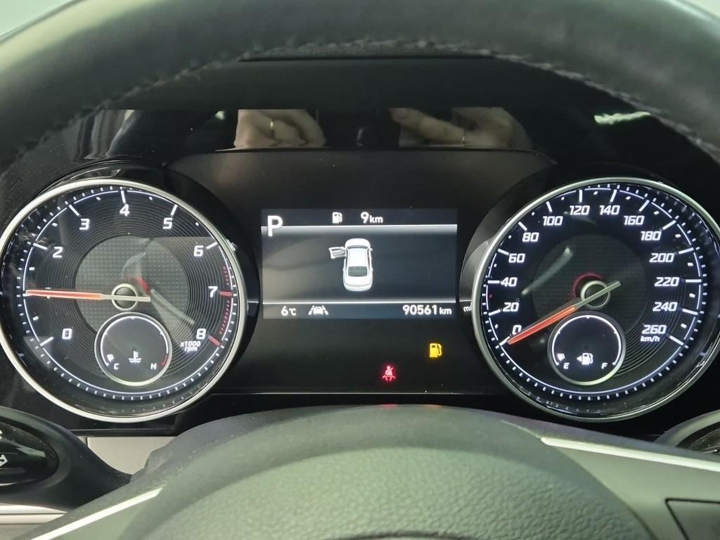 HYUNDAI Grandeur - Vista 6