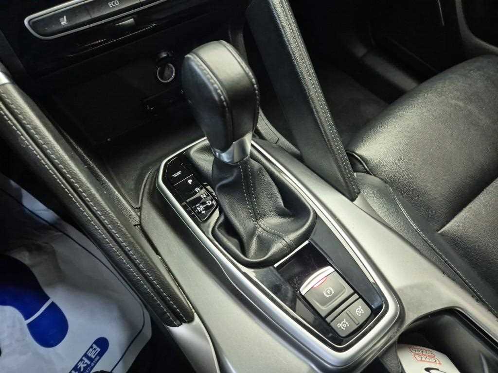 SAMSUNG QM6 - Vista 8