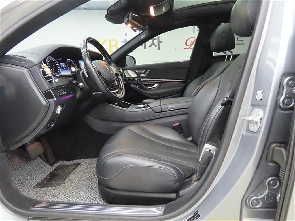 Mercedes Benz S Class - Vista 5