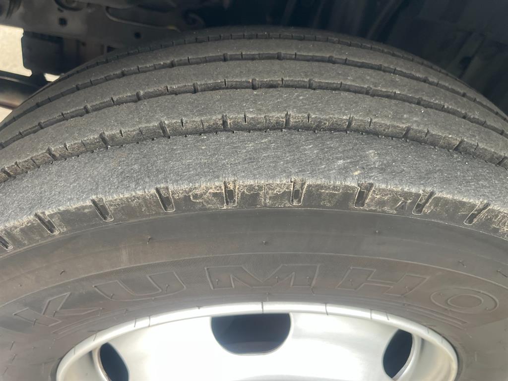 medium and large cargo truck 2018 Blanco - Importación desde Corea - HF Imports Iquique - Foto 8