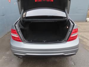 Mercedes Benz C Class - Vista 10