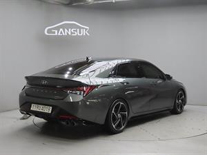 HYUNDAI Avante - Vista 8