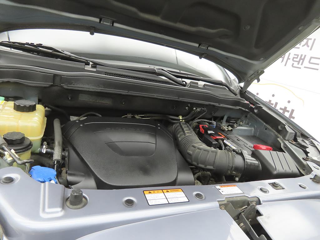 Ssangyong Korando 2013 Gris - Importación desde Corea - HF Imports Iquique - Foto 19