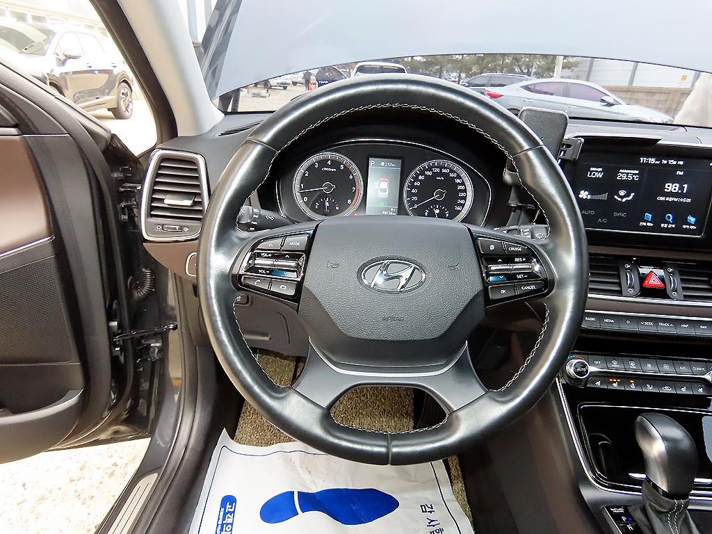 HYUNDAI Grandeur - Vista 8