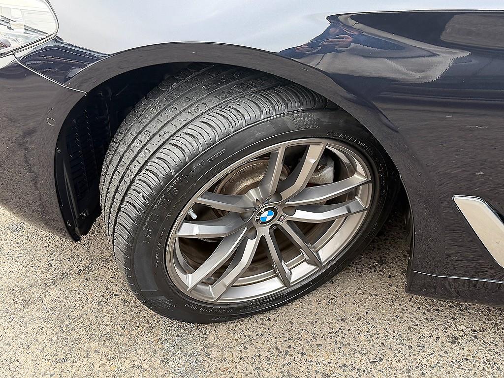 BMW 5 Series 2018 Negro - Importación desde Corea - HF Imports Iquique - Foto 19