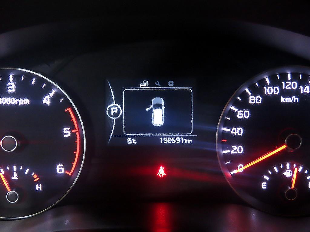 KIA Sportage - Vista 9