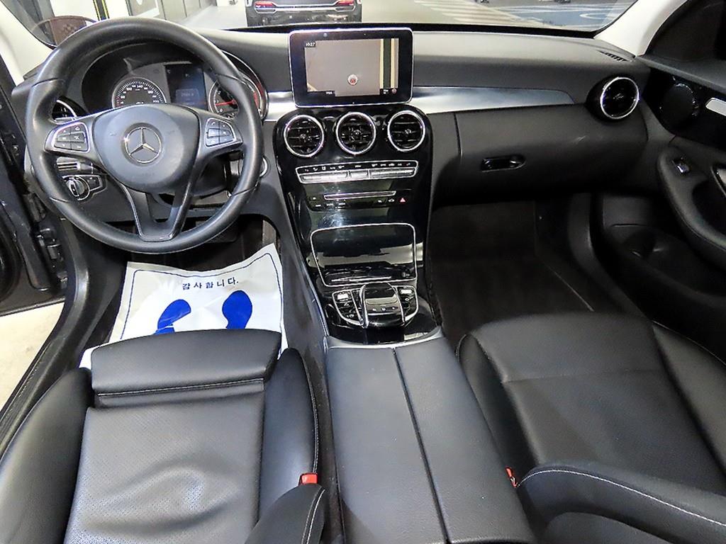 Mercedes Benz C Class - Vista 10