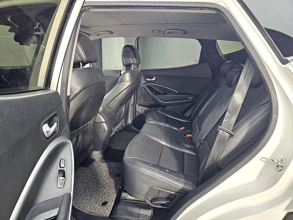 HYUNDAI Santa Fe - Vista 9