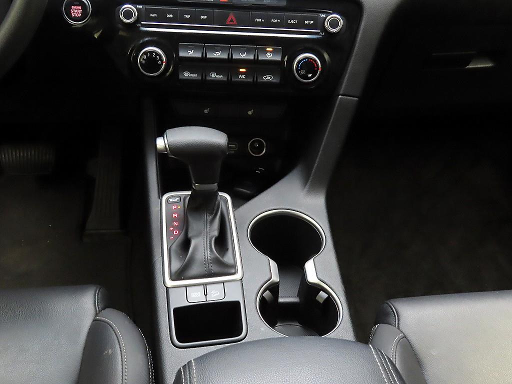 KIA Sportage - Vista 11