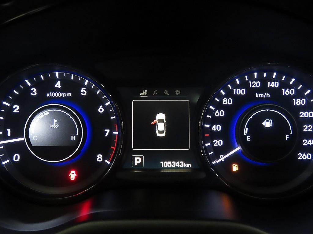 HYUNDAI Grandeur - Vista 9