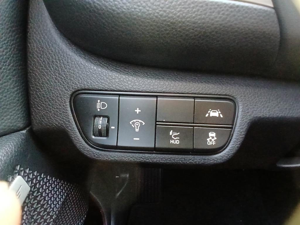 KIA Seltos 2022 Blanco - Importación desde Corea - HF Imports Iquique - Foto 13