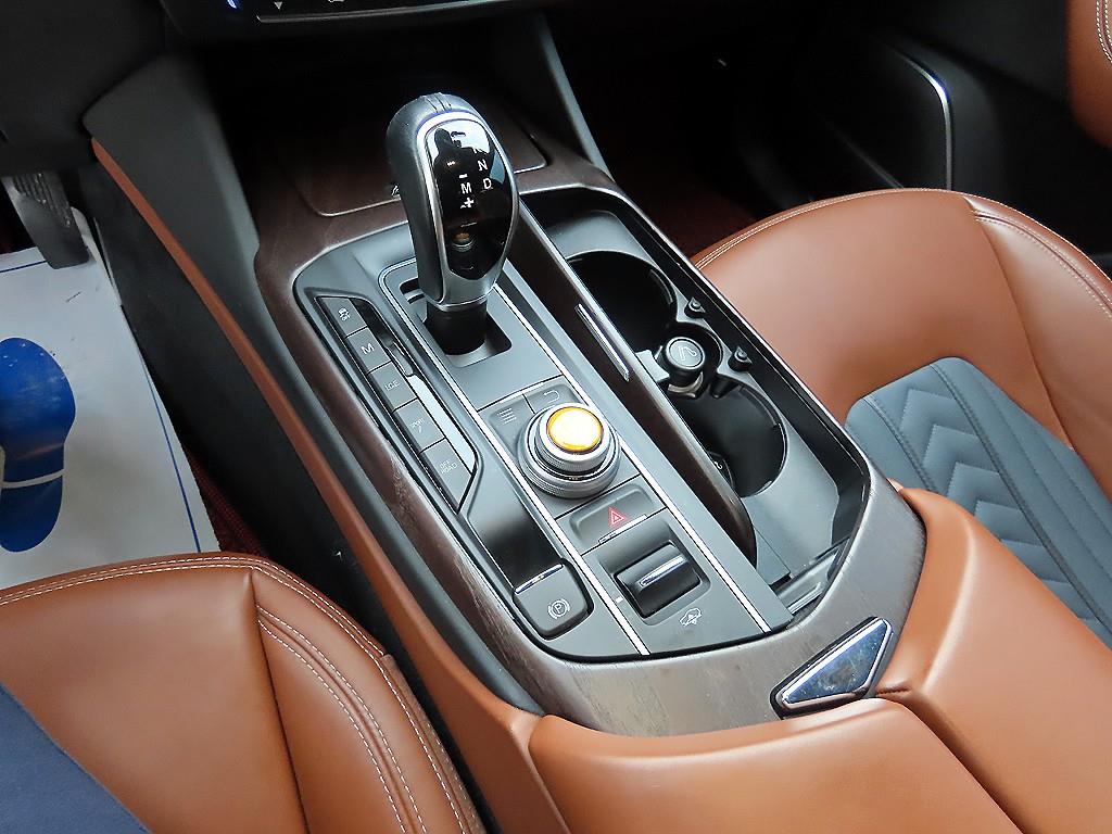 Maserati Levante - Vista 10