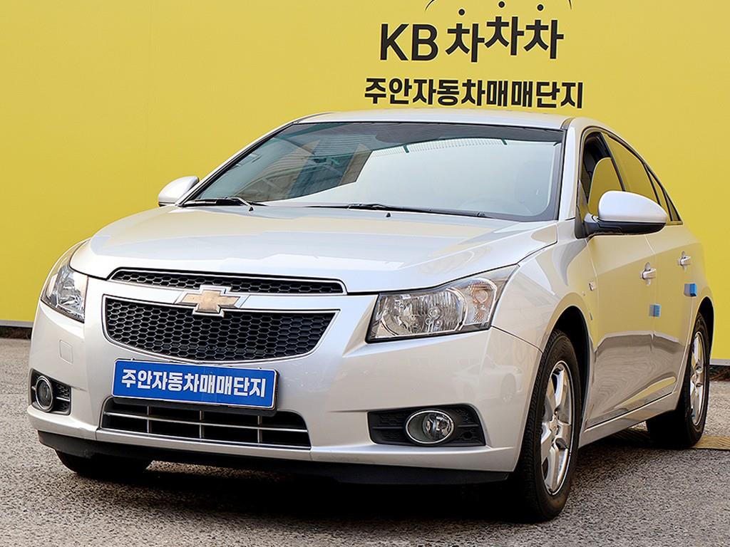 Chevrolet Cruise - Vista 3