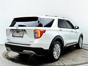 Ford Explorer - Vista 8