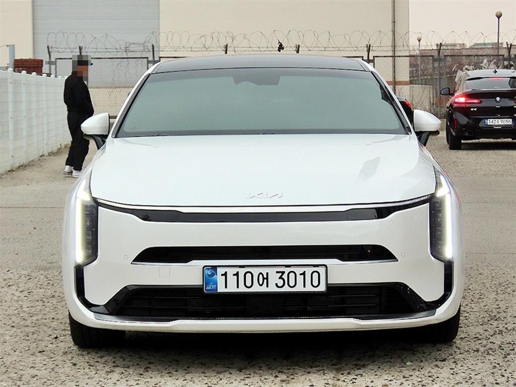 KIA K8 2025 Blanco - Importación desde Corea - HF Imports Iquique - Foto 1