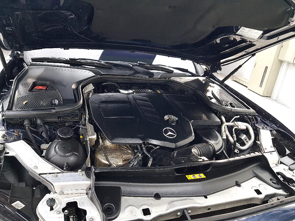 Mercedes Benz E class - Vista 6