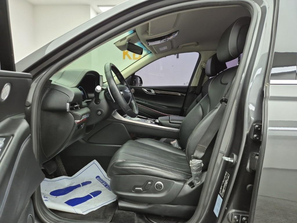 Genesis GV80 - Vista 11