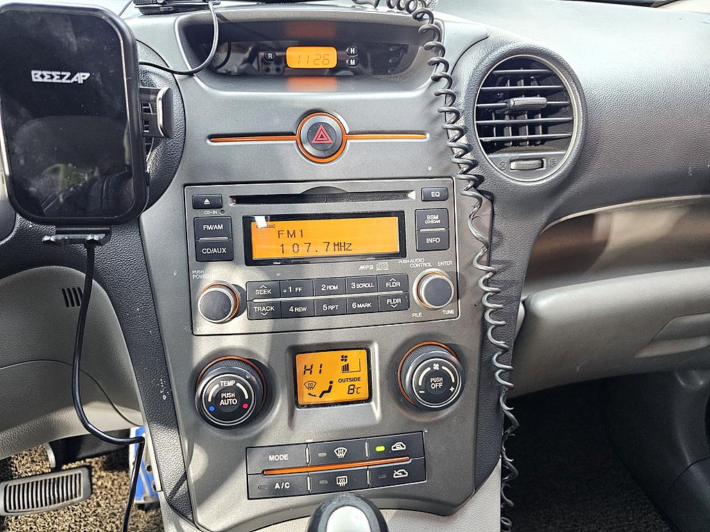 KIA Carens 2008 Negro - Importación desde Corea - HF Imports Iquique - Foto 15