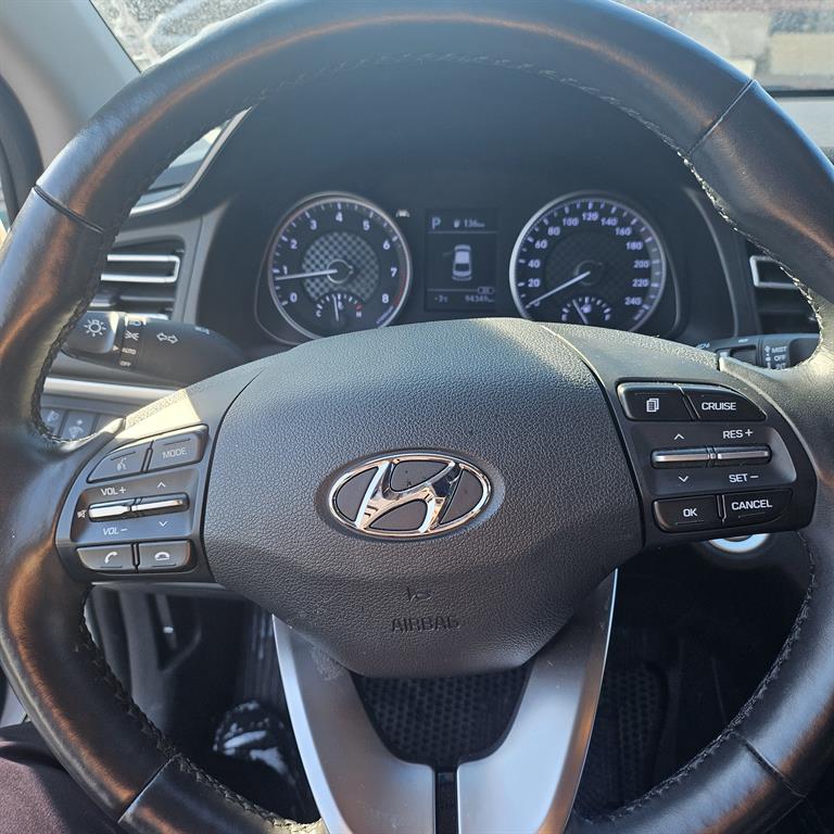 HYUNDAI Avante - Vista 5