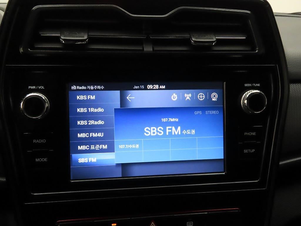 Ssangyong Tivoli - Vista 9