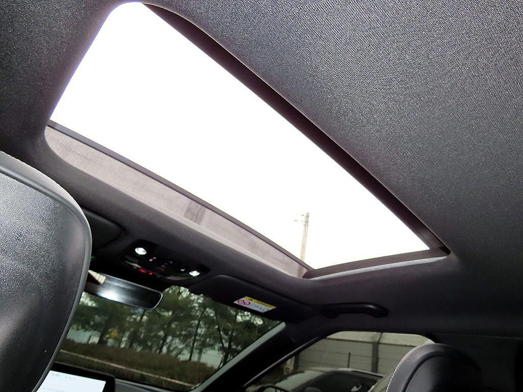 KIA EV6 2022 Blanco - Importación desde Corea - HF Imports Iquique - Foto 15