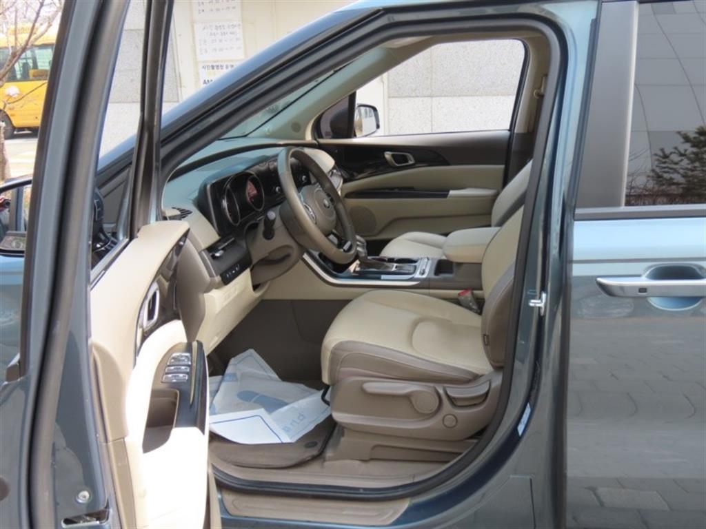 KIA Carnival 2021 - Importación desde Corea - HF Imports Iquique - Foto 13