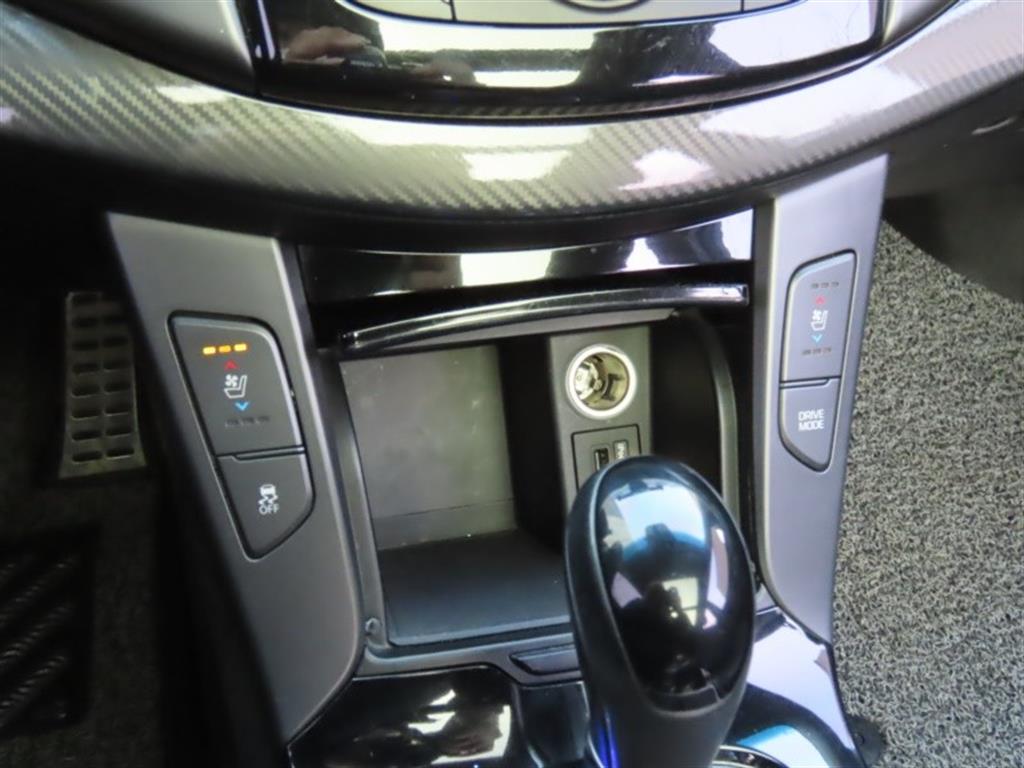 HYUNDAI i40 2014 Gris - Importación desde Corea - HF Imports Iquique - Foto 7