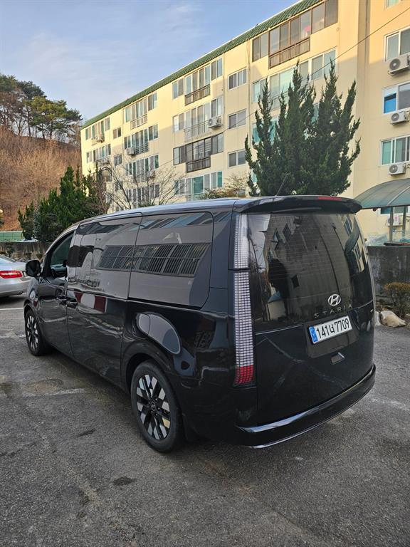 HYUNDAI Staria - Vista 6