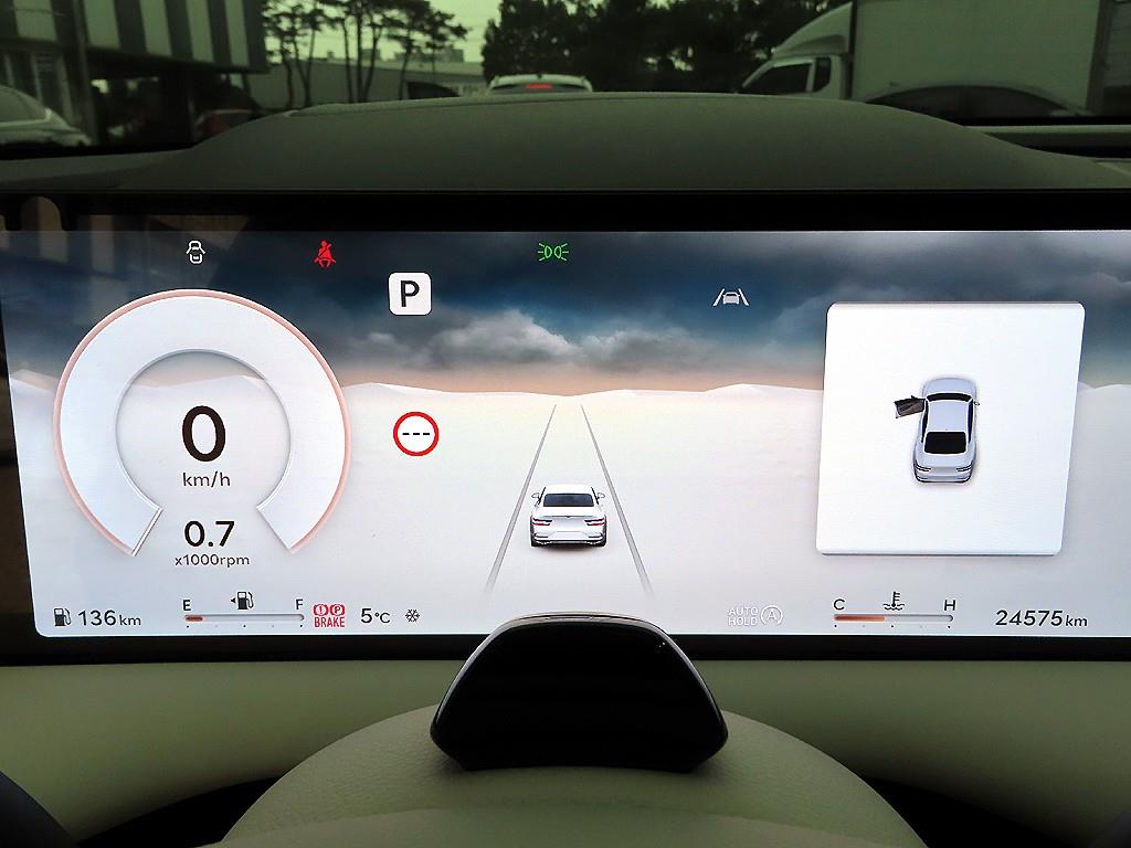 Genesis G80 - Vista 9