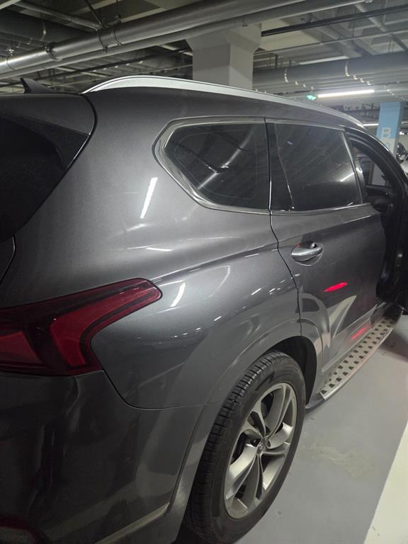 HYUNDAI Santa Fe - Vista 5