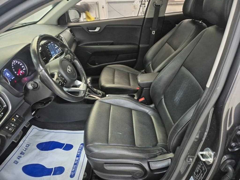 KIA Stonic - Vista 11