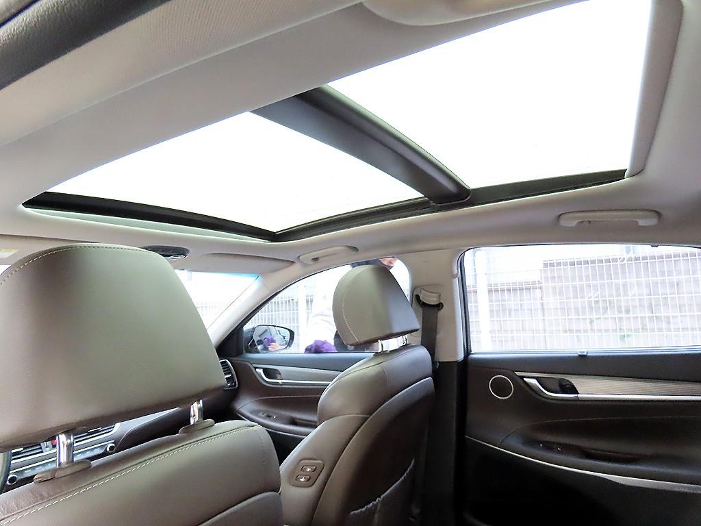 HYUNDAI Grandeur 2019 Gris - Importación desde Corea - HF Imports Iquique - Foto 17