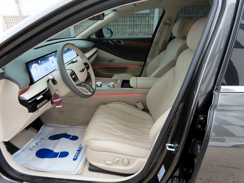 Genesis G80 - Vista 5