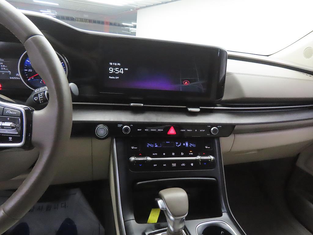 KIA Carnival - Vista 10