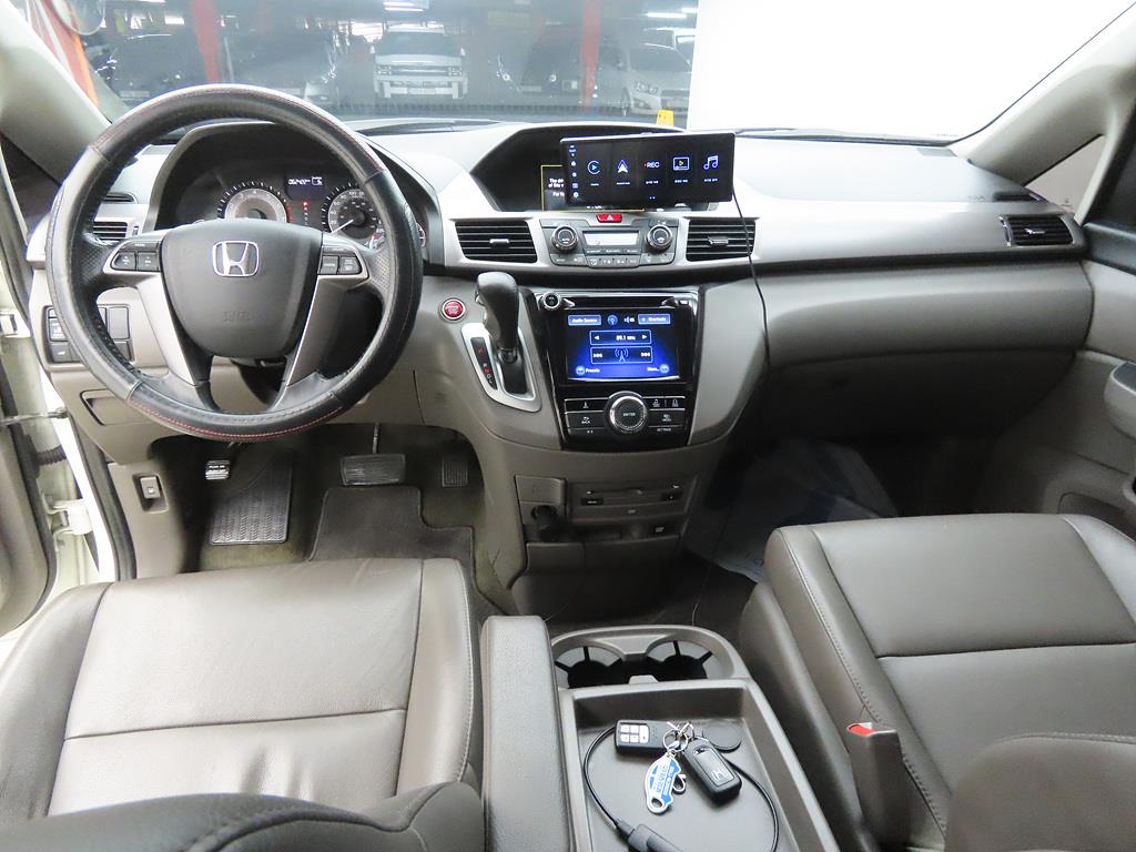 Honda Odyssey - Vista 7