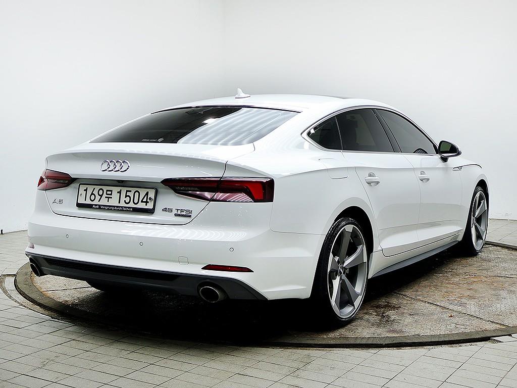 Audi A5 - Vista 7