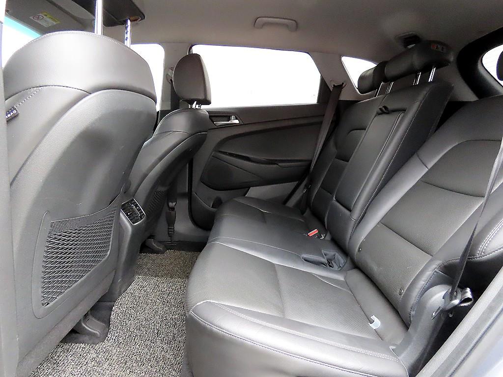 HYUNDAI Tucson - Vista 6