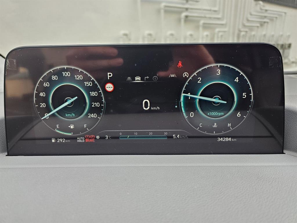 HYUNDAI Staria - Vista 7