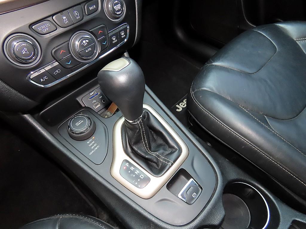 Jeep Cherokee - Vista 10