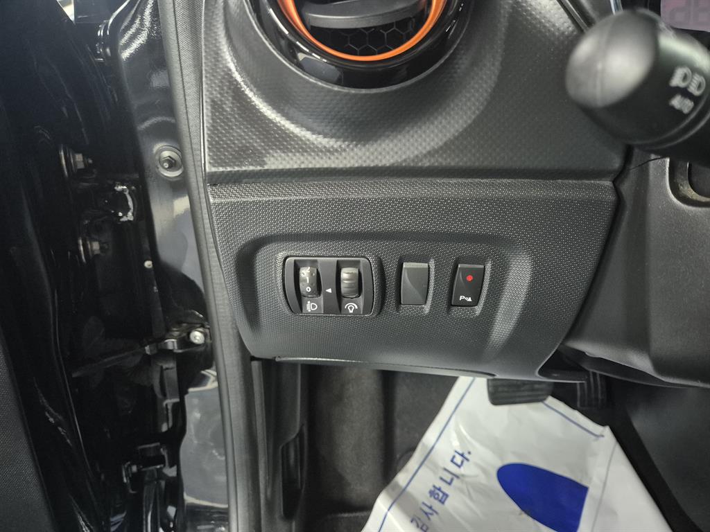 SAMSUNG QM3 - Vista 11