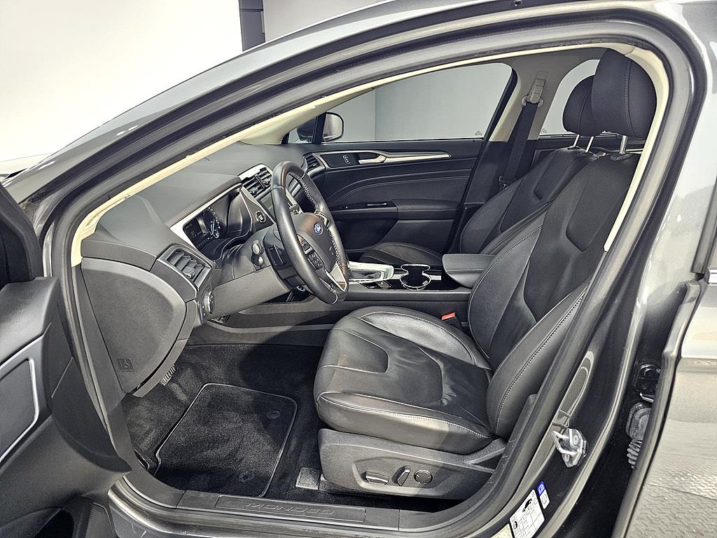 Ford Mondeo - Vista 8