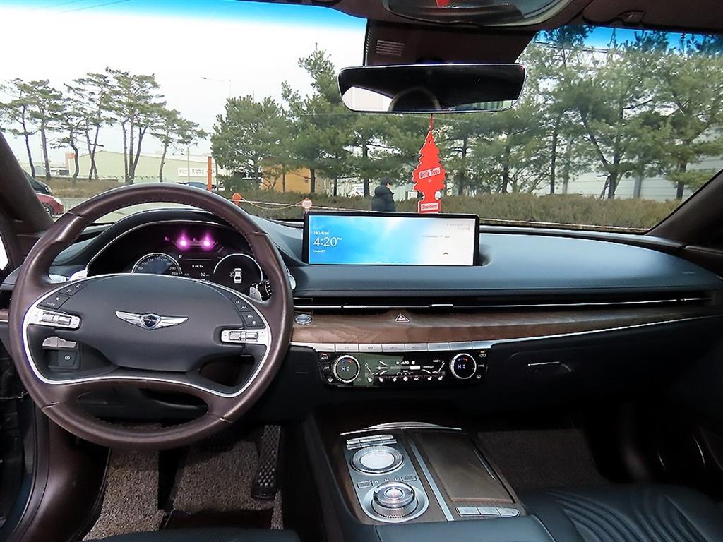 Genesis G80 - Vista 7